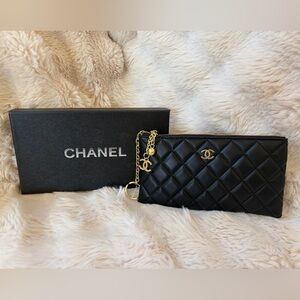 CC Chanel pouch/clutch GWP-VIP